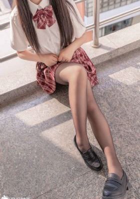 《年轻女医生》在线观看